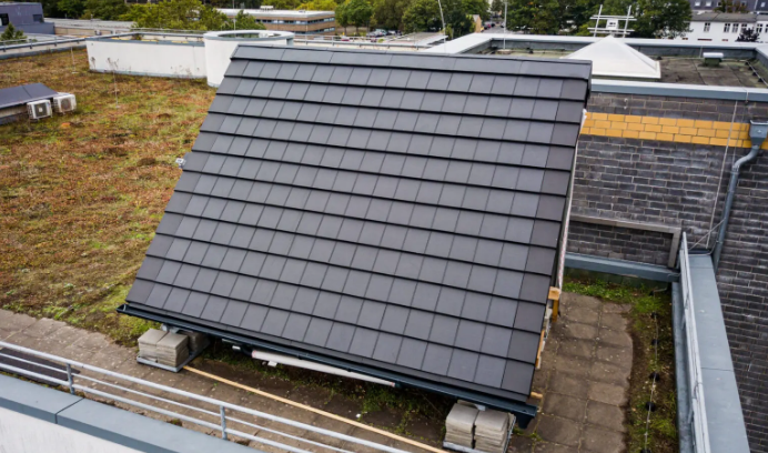  Fotovoltaico: nuove tegole solari per gli edifici storici