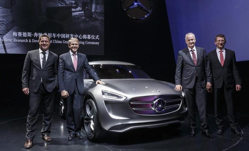  Mercedes Vision G-Code, l’ibrida alimentata dai sole rinnovabili
