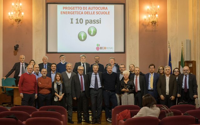  Autocuriamo l’energia delle scuole: al via il progetto per l’efficienza energetica nelle scuole di Giga-Ecofuturo e MIUR