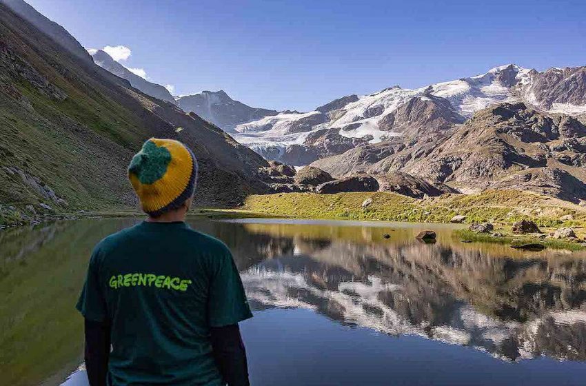  L’agonia dei ghiacciai italiani: il report di Greenpeace