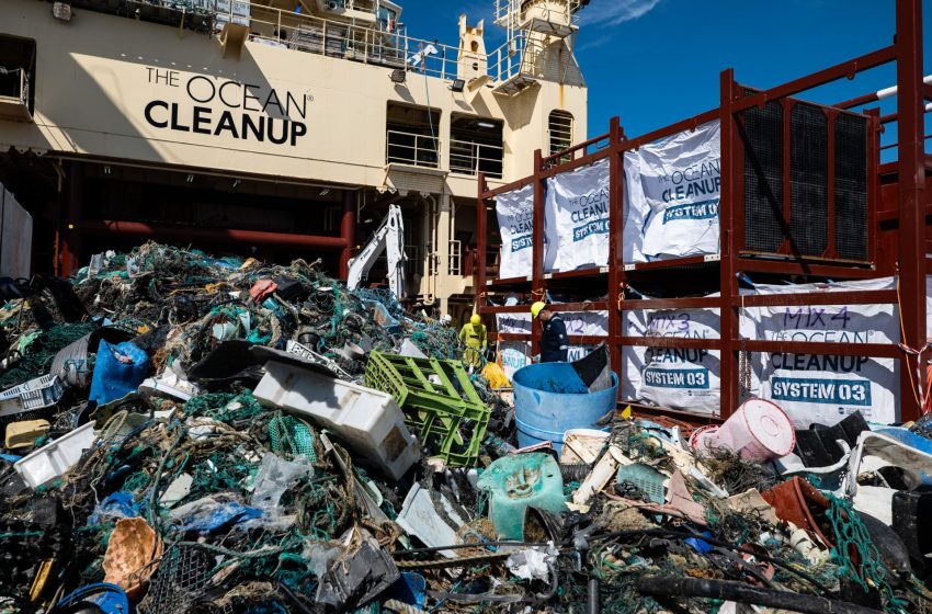  Rimozione della plastica dagli oceani: ecco Ocean Cleanup